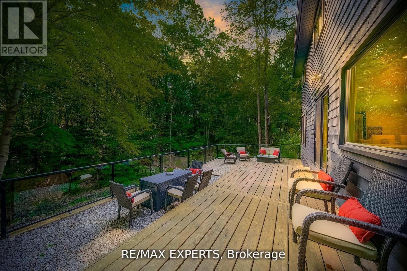 1135 GREENOAKS DRIVE - 35