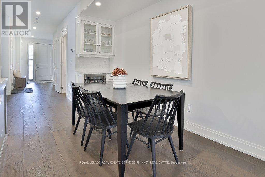 6 IROQUOIS AVENUE - 10