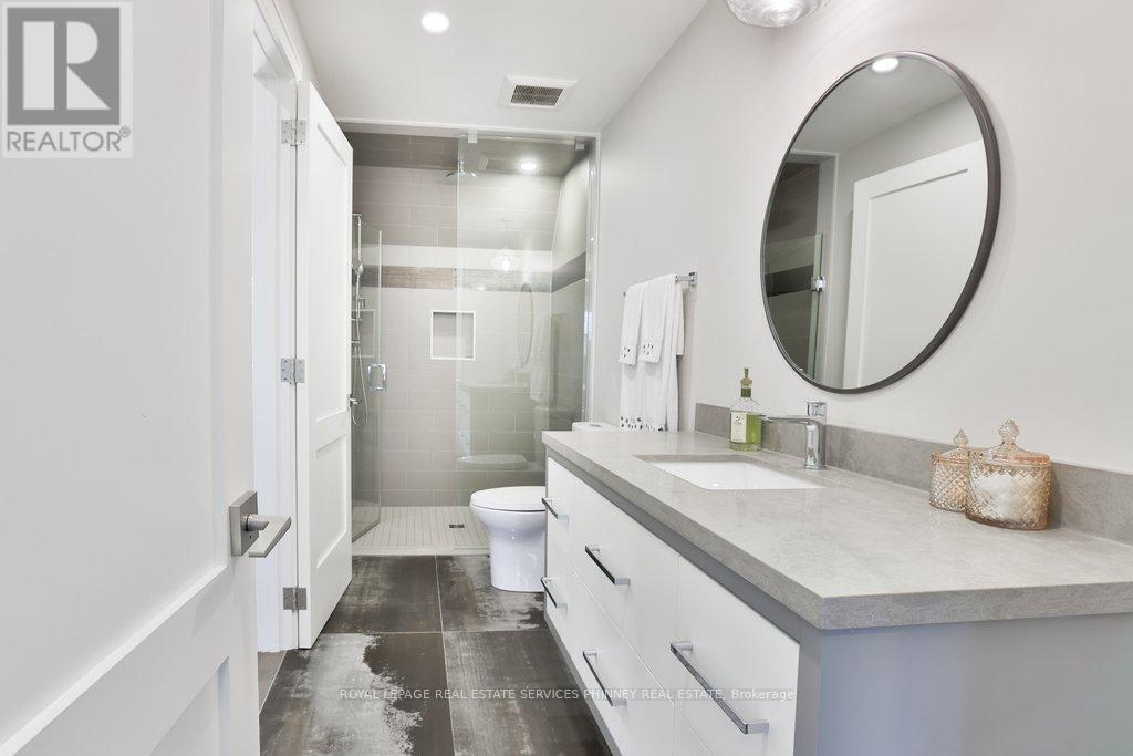 6 IROQUOIS AVENUE - 28