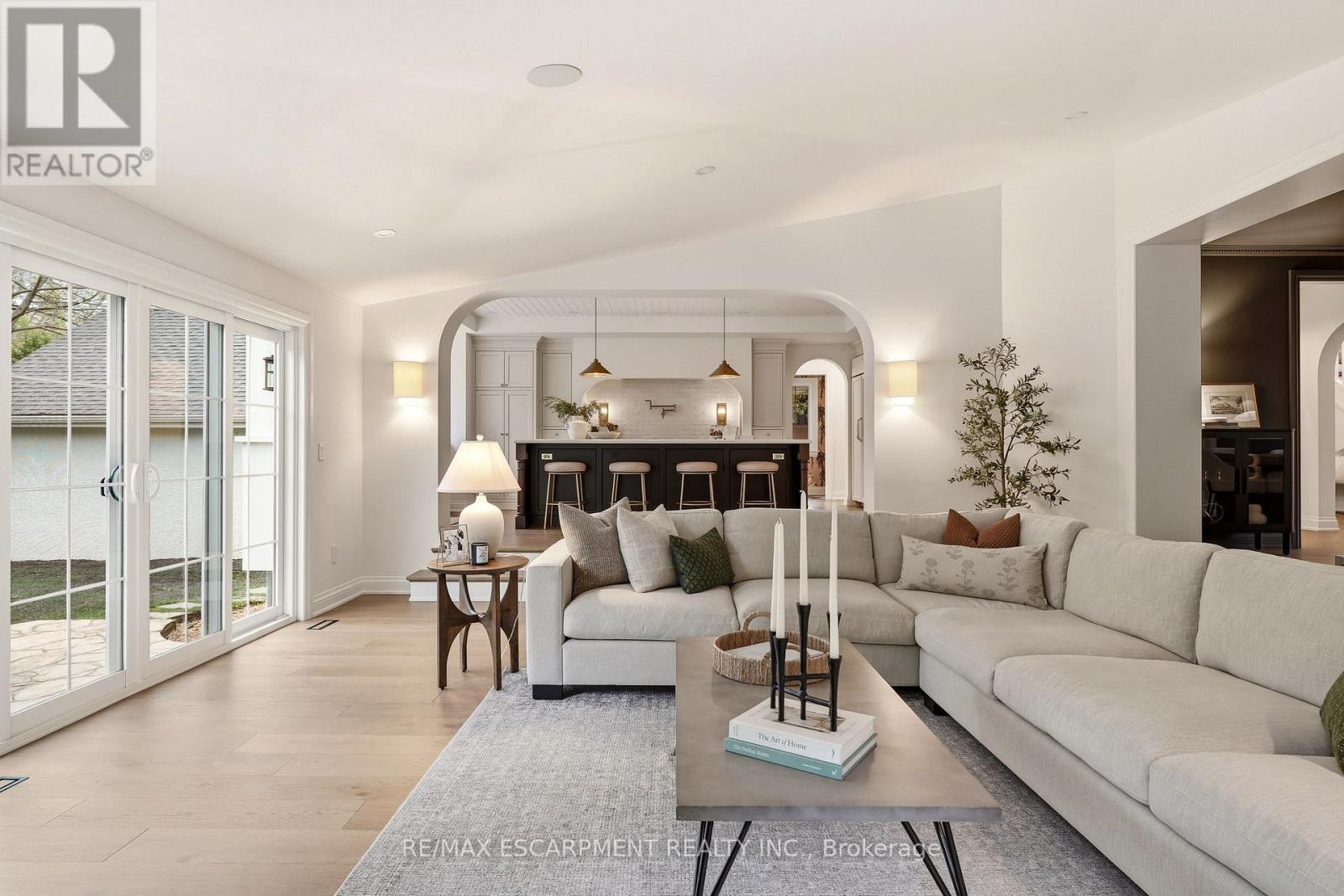 3081 BALMORAL AVENUE - 20