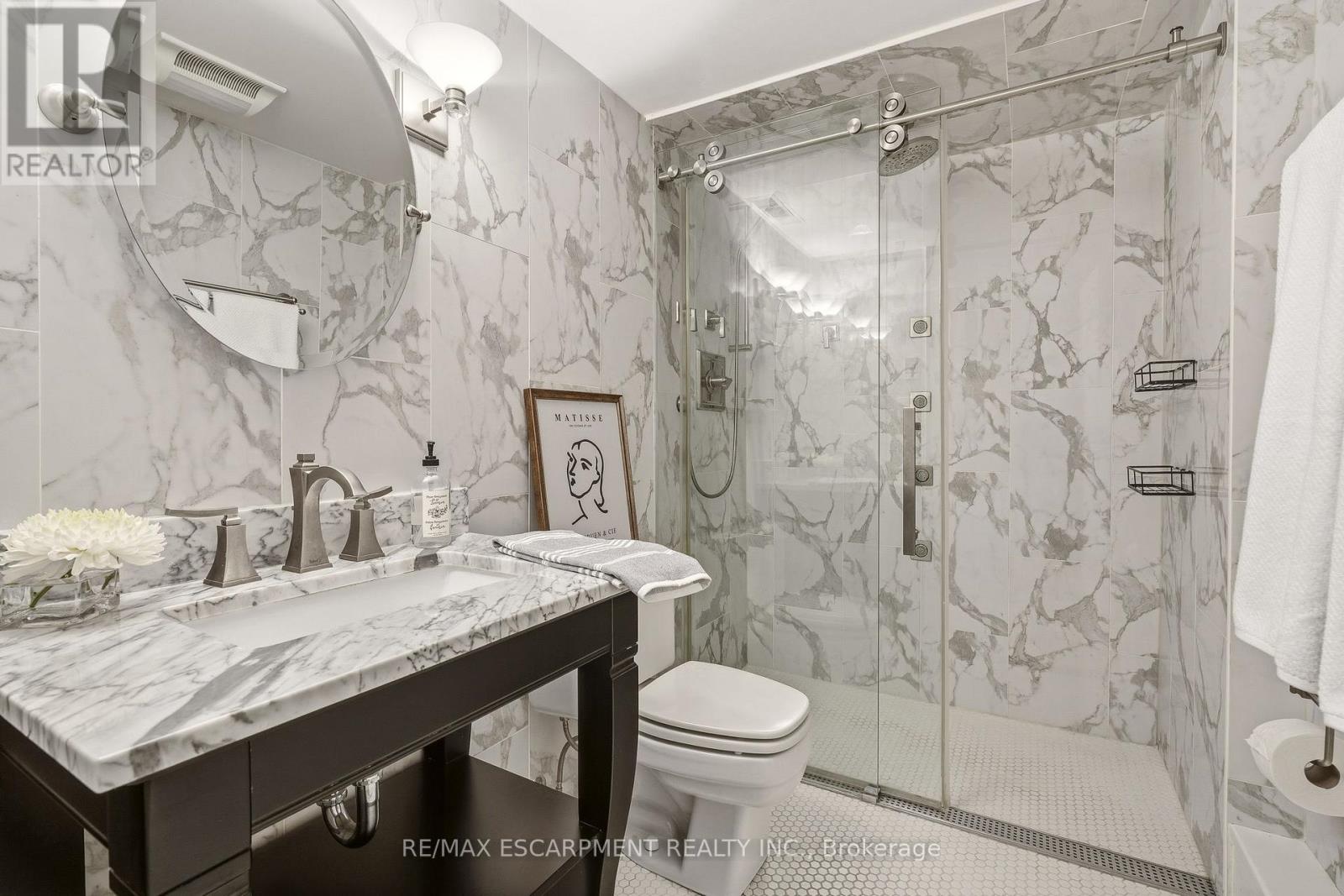 3081 BALMORAL AVENUE - 46