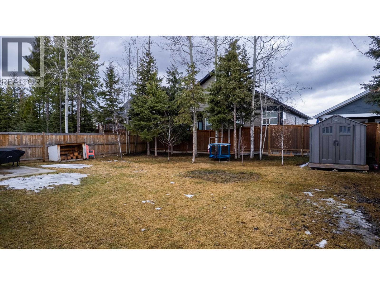 Photo 9 of 41 — 2578 MAURICE DRIVE · Prince George, BC