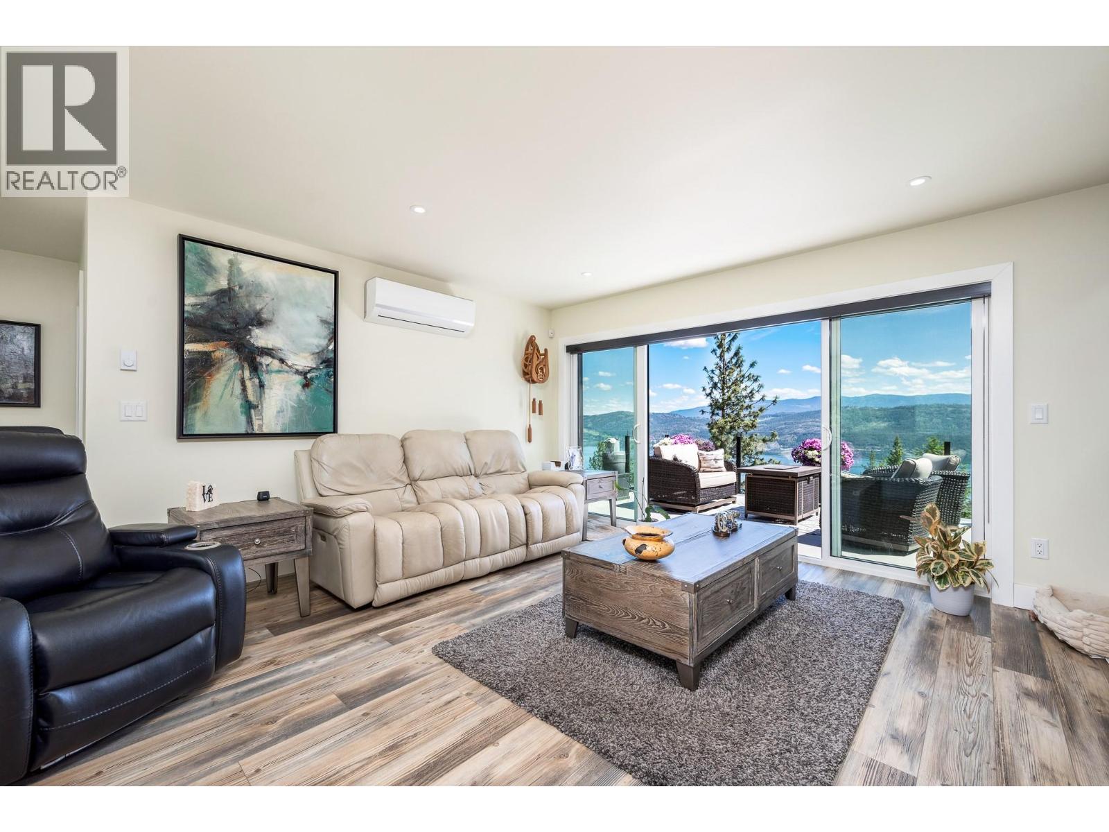66 Crown Crescent, Vernon