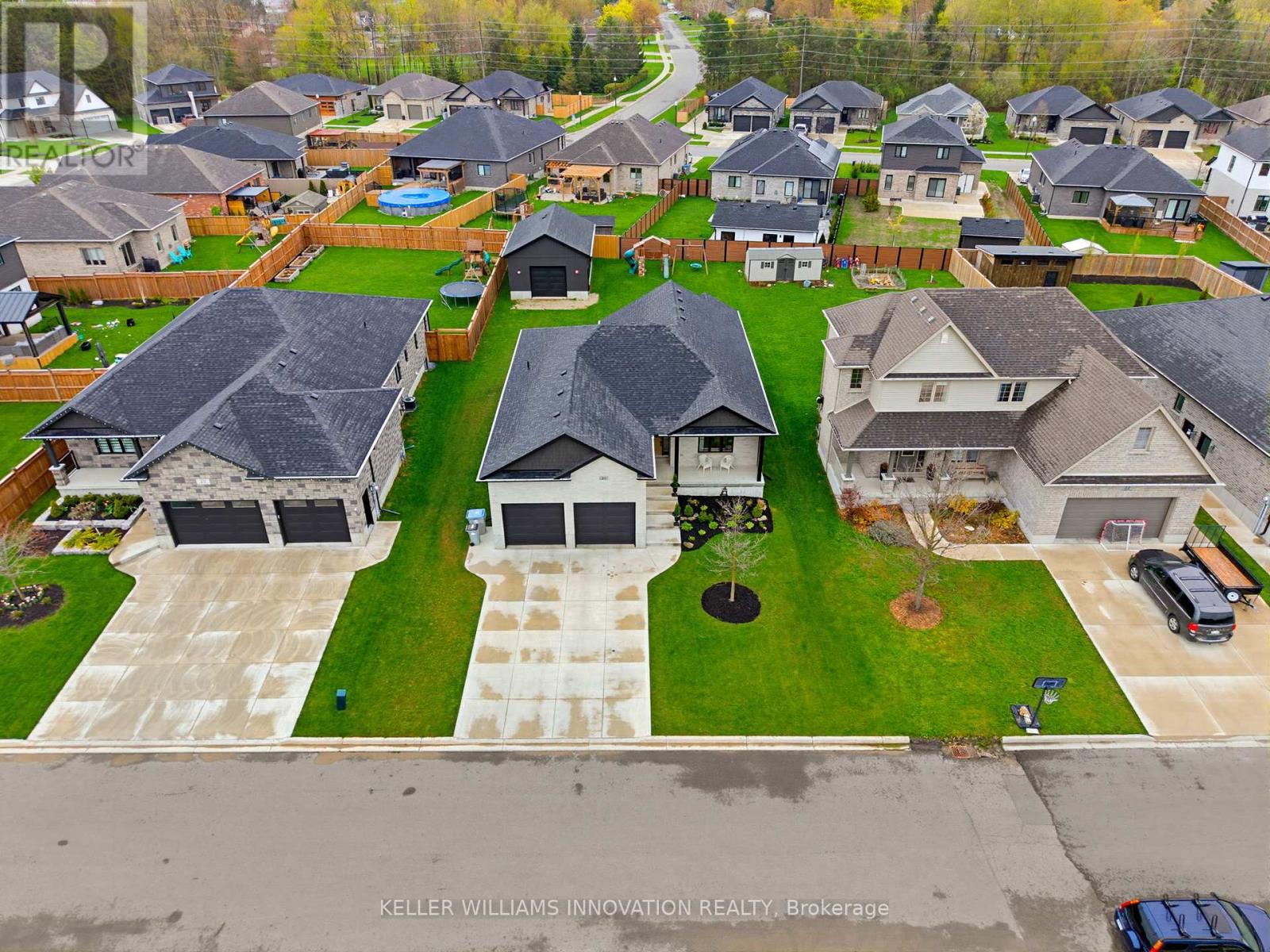 24 GILMER CRESCENT - 1