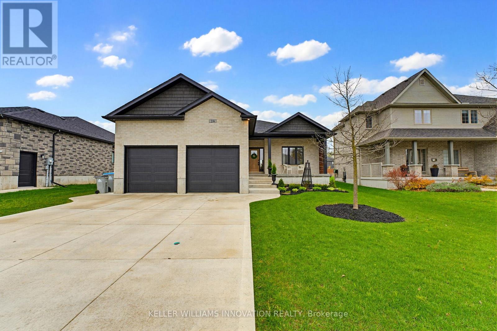 24 GILMER CRESCENT - 3
