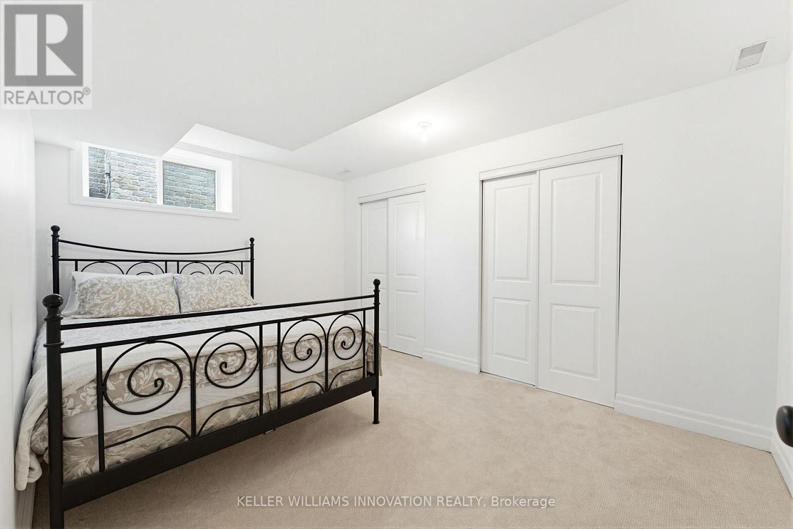 24 GILMER CRESCENT - 30