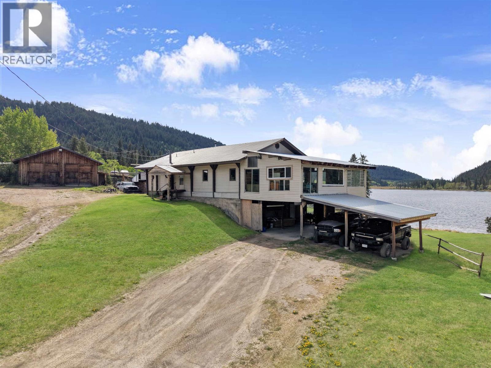 1622 DUNLEVEY ROAD, McLeese Lake