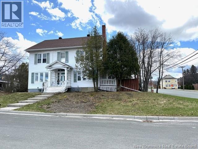 28 Dufferin Street - 1