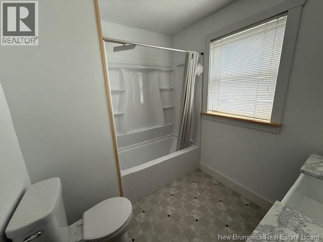 28 Dufferin Street - 24