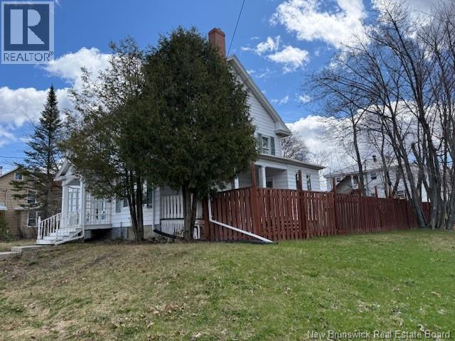 28 Dufferin Street - 40
