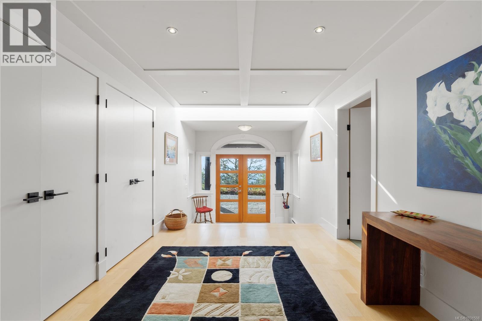 8242 Thomson Pl - 8
