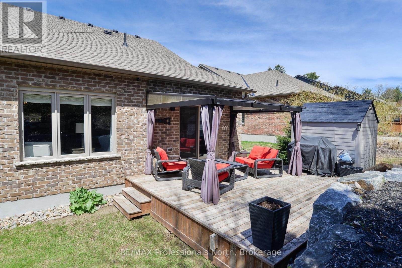 19 SELKIRK DRIVE - 26