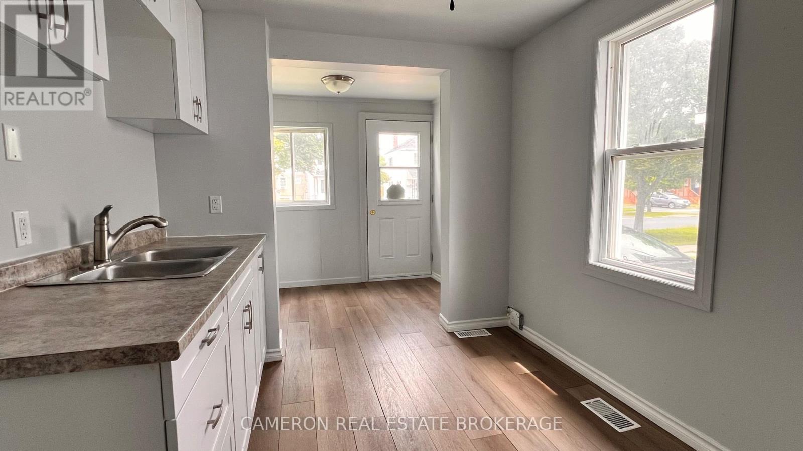 507-509 WALTON STREET - 4