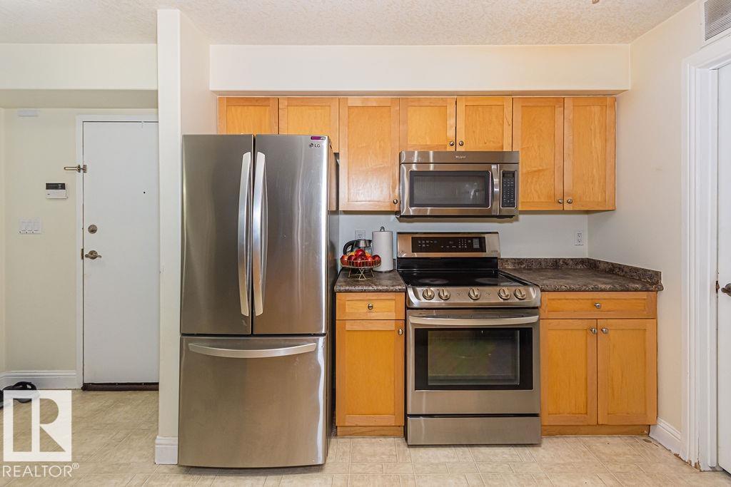#214 13005 140 AV NW - 10