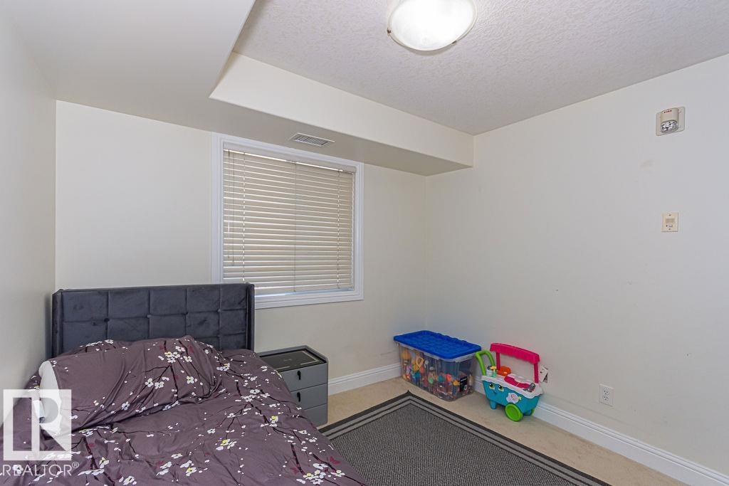 #214 13005 140 AV NW - 17