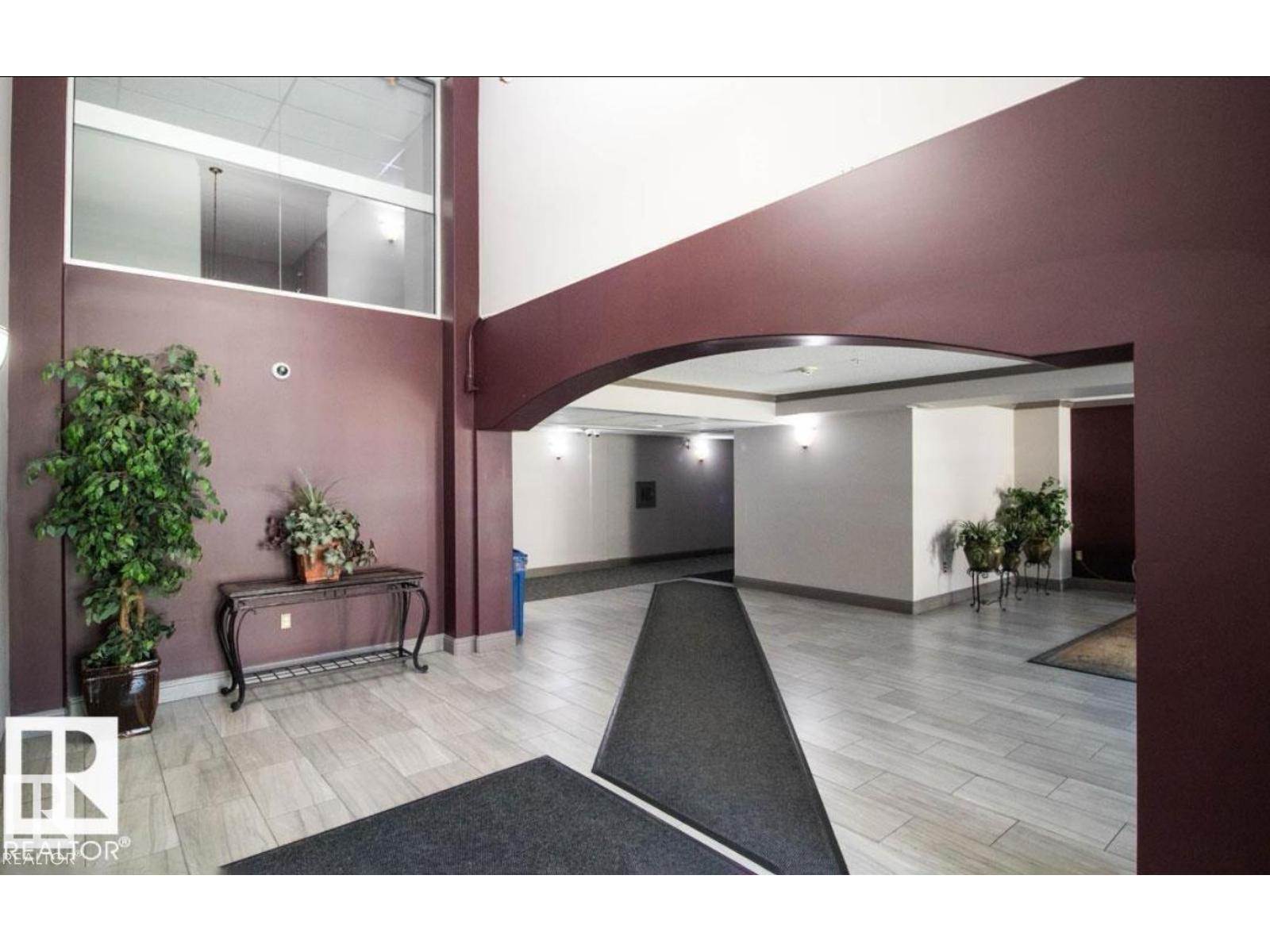 #214 13005 140 AV NW - 4
