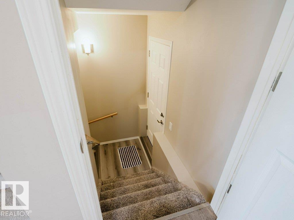 7607 24 AV SW - 29