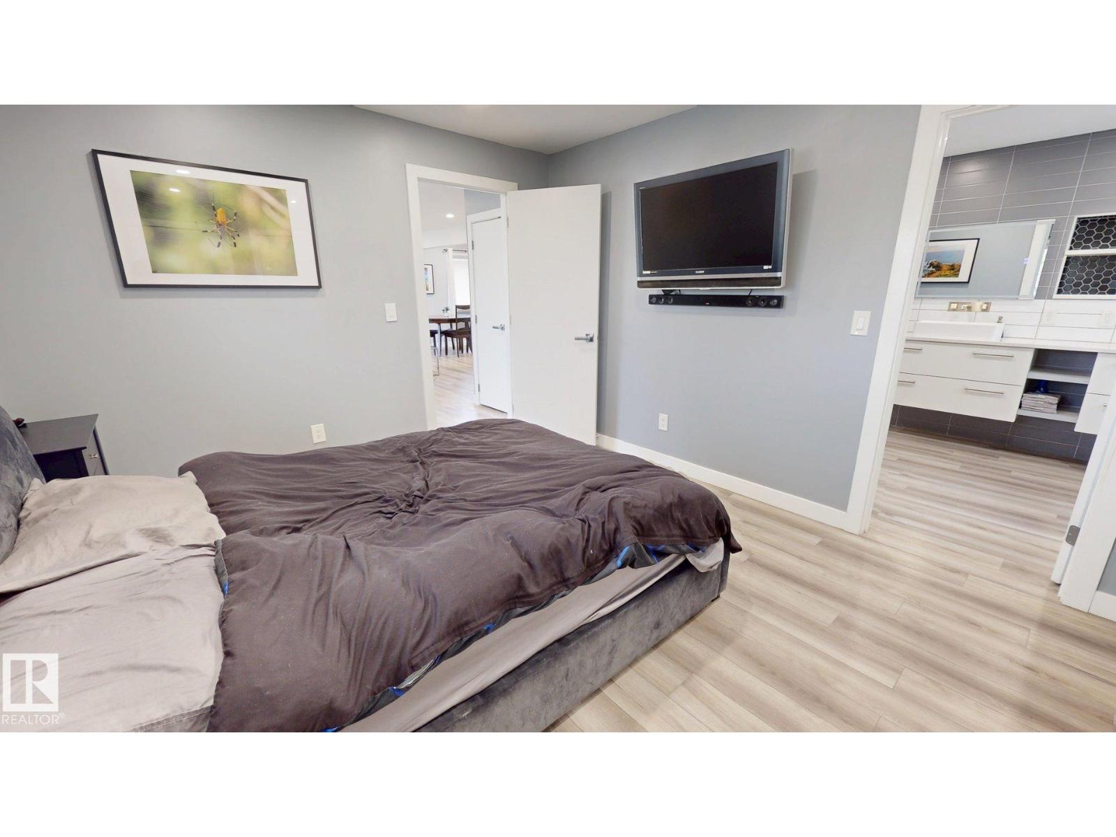 5308 94B AV NW, Edmonton