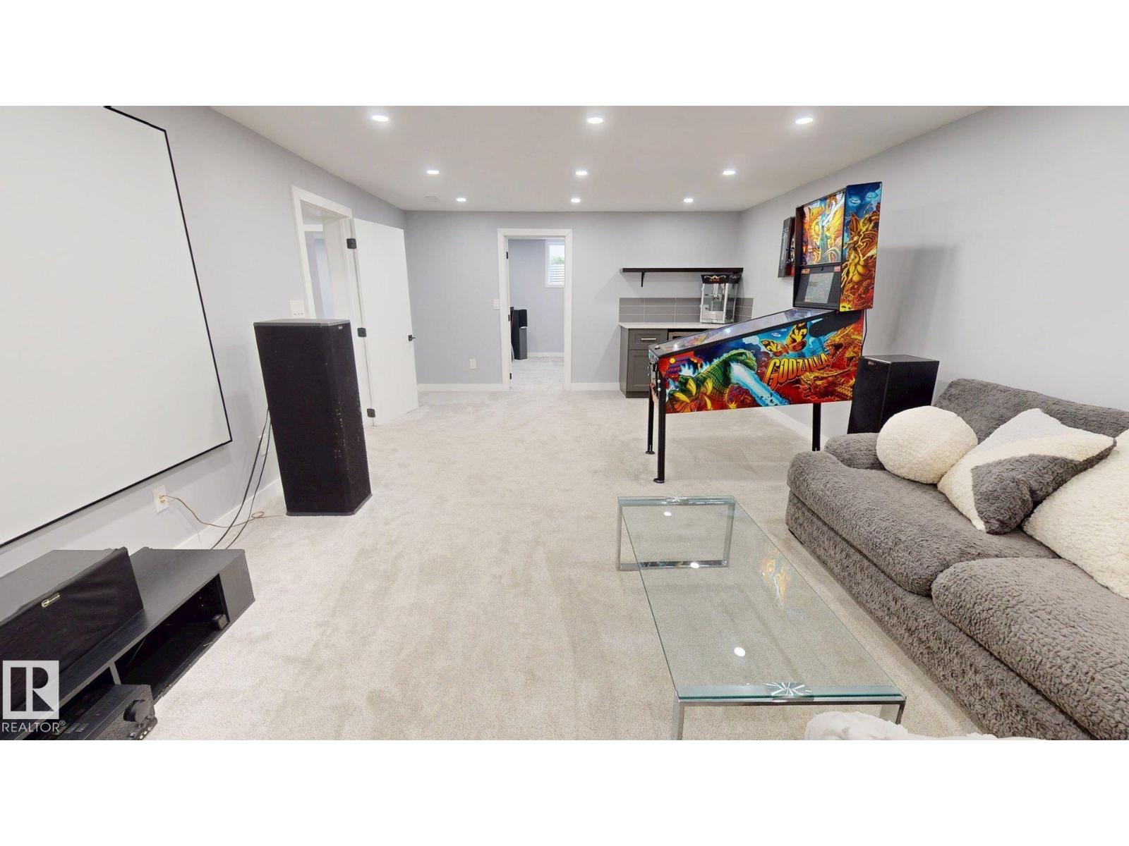 5308 94B AV NW, Edmonton