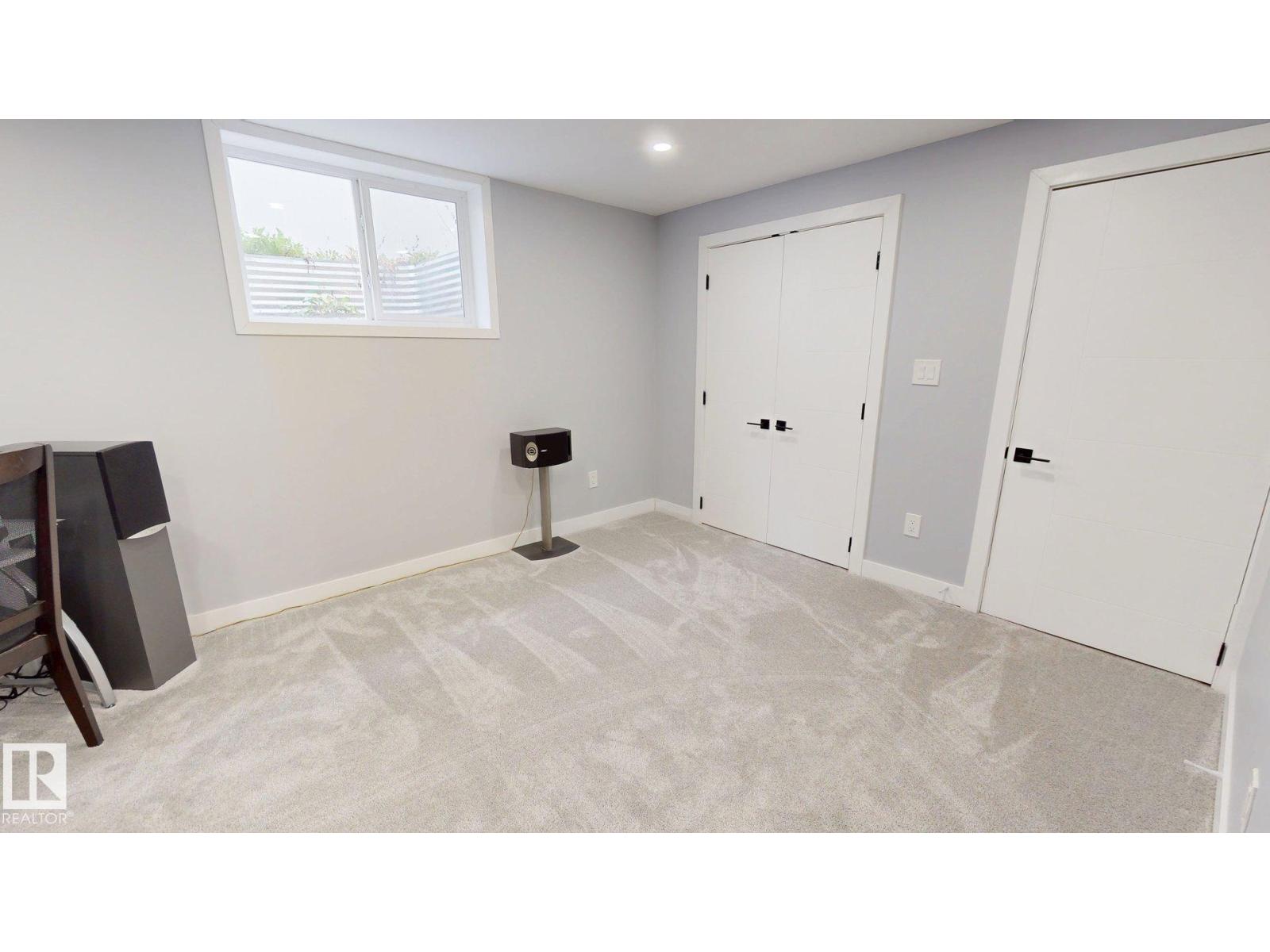 5308 94B AV NW, Edmonton