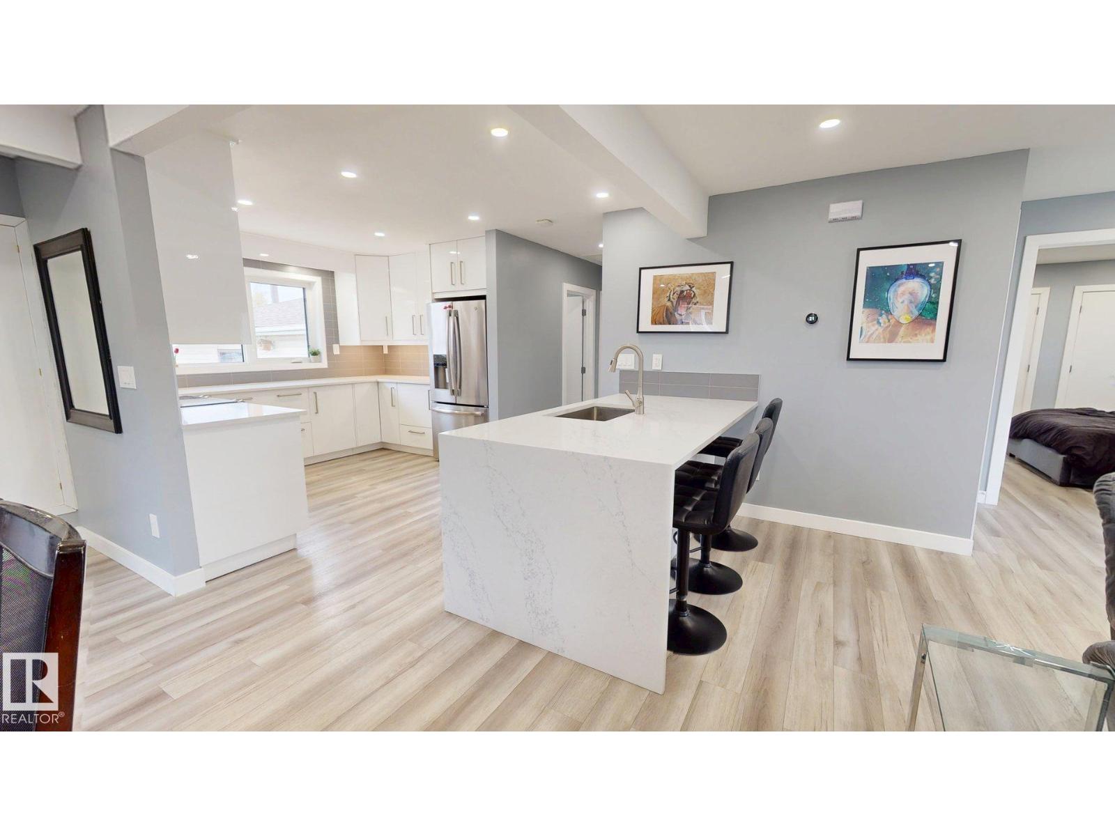 5308 94B AV NW, Edmonton