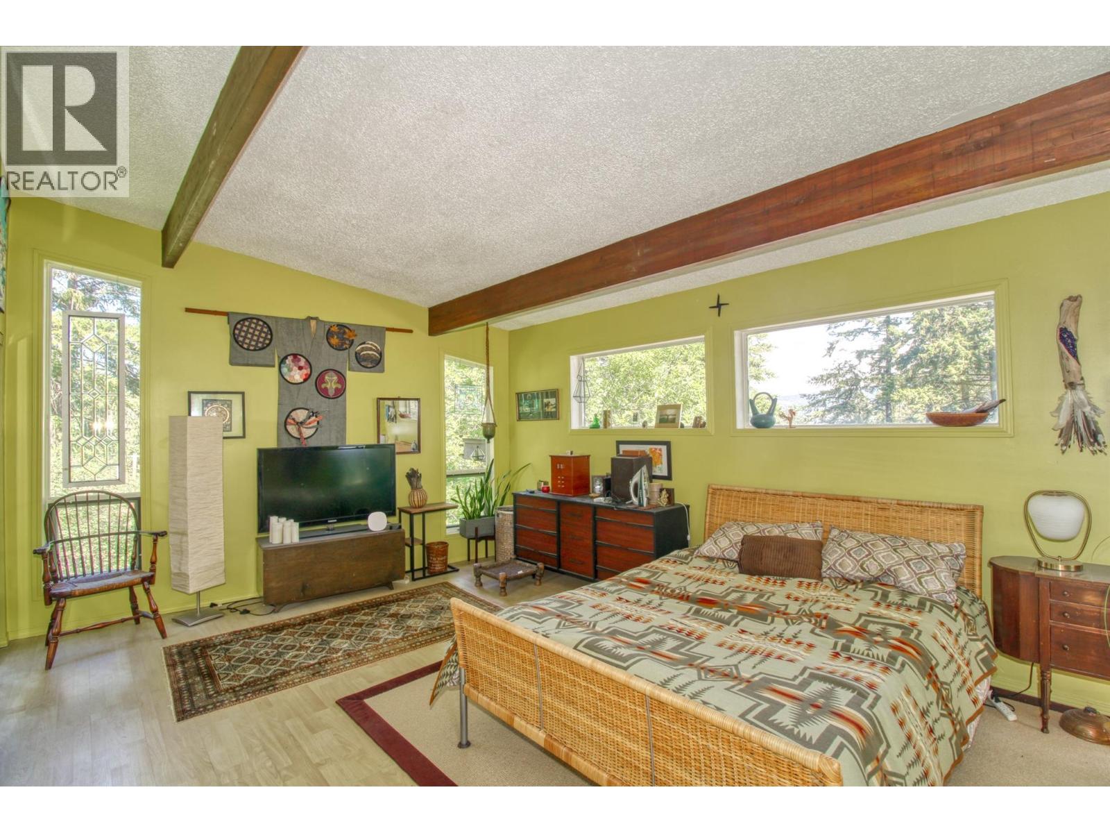 405 Kildare Way, Vernon