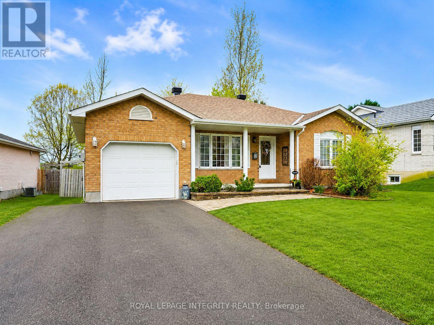 4 CHERRY AVENUE - 1