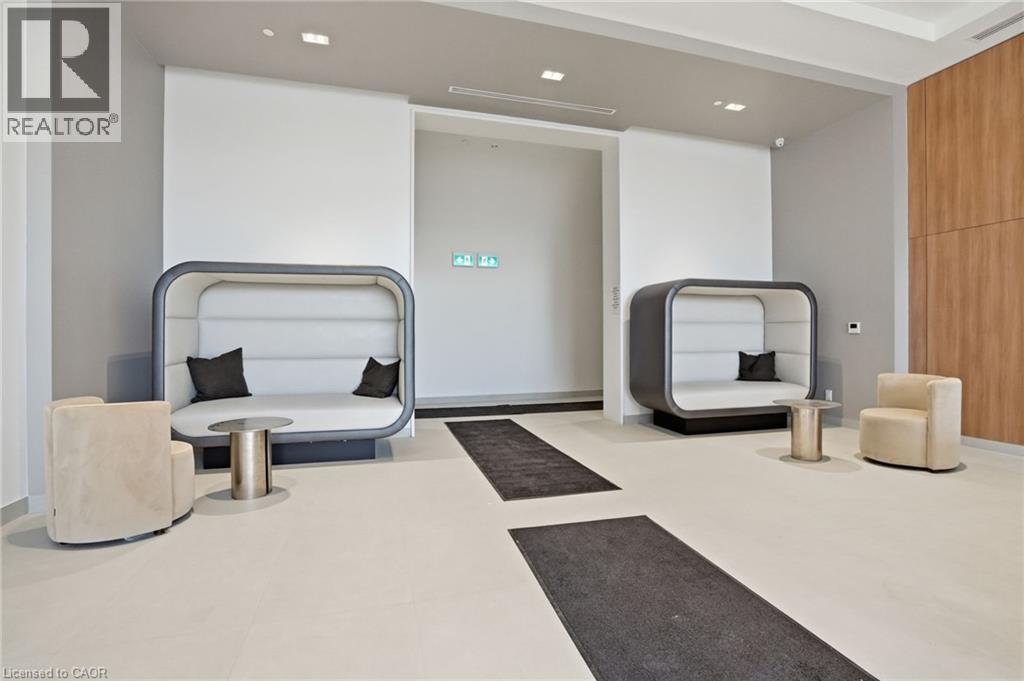 2075 LAKESHORE Road Unit# 1002, Burlington, Ontario, L7R0H3 — Photo 4