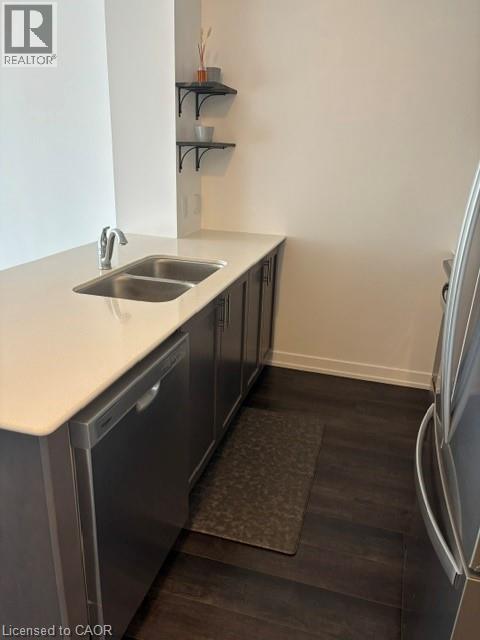 10 MALLARD Trail Unit# 527, Waterdown, Ontario, L8B2A7 — Photo 6
