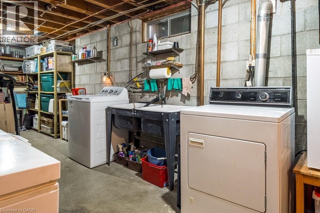 19 CHATEAU Court - 34