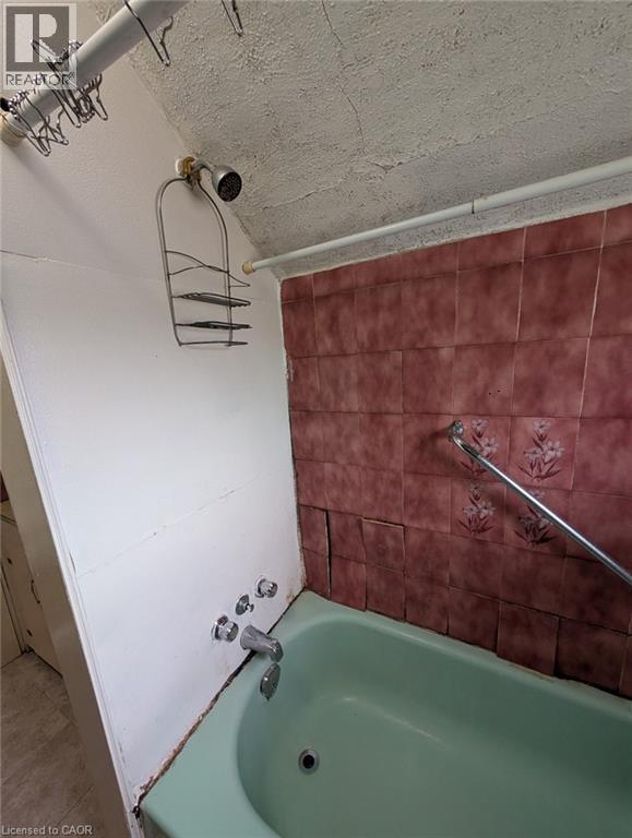 174 LONDON Street N, Hamilton, Ontario, L8H4C2 — Photo 29