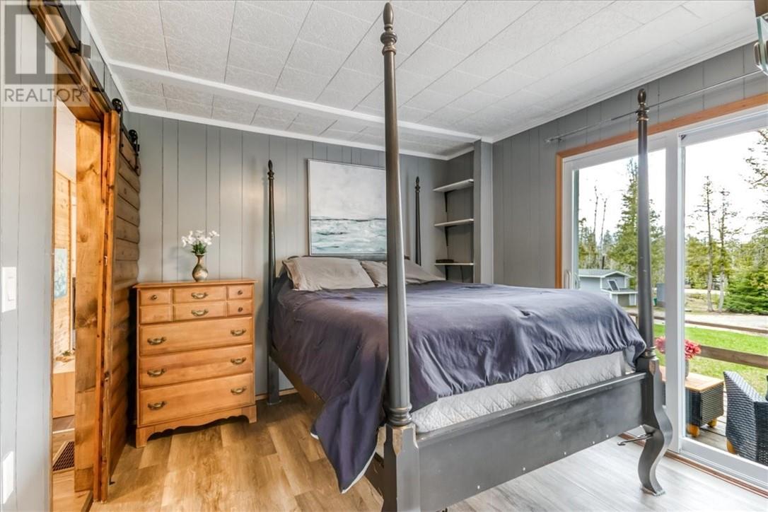 1137 Bay Estates Road S - 13