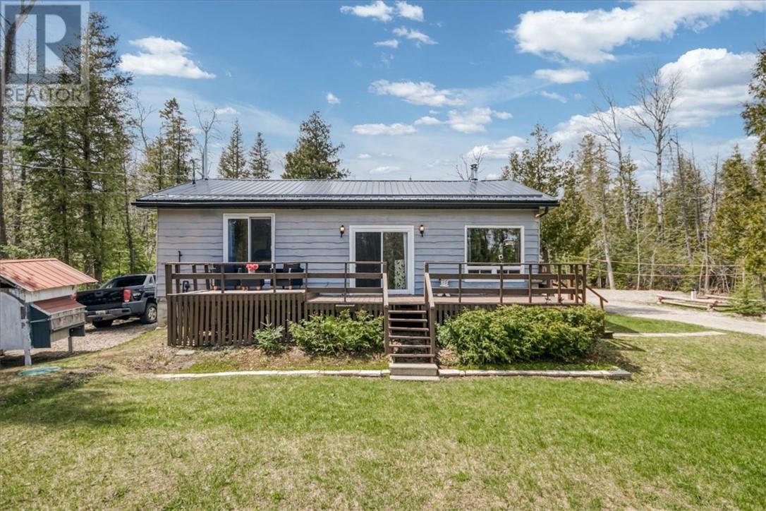 1137 Bay Estates Road S - 2