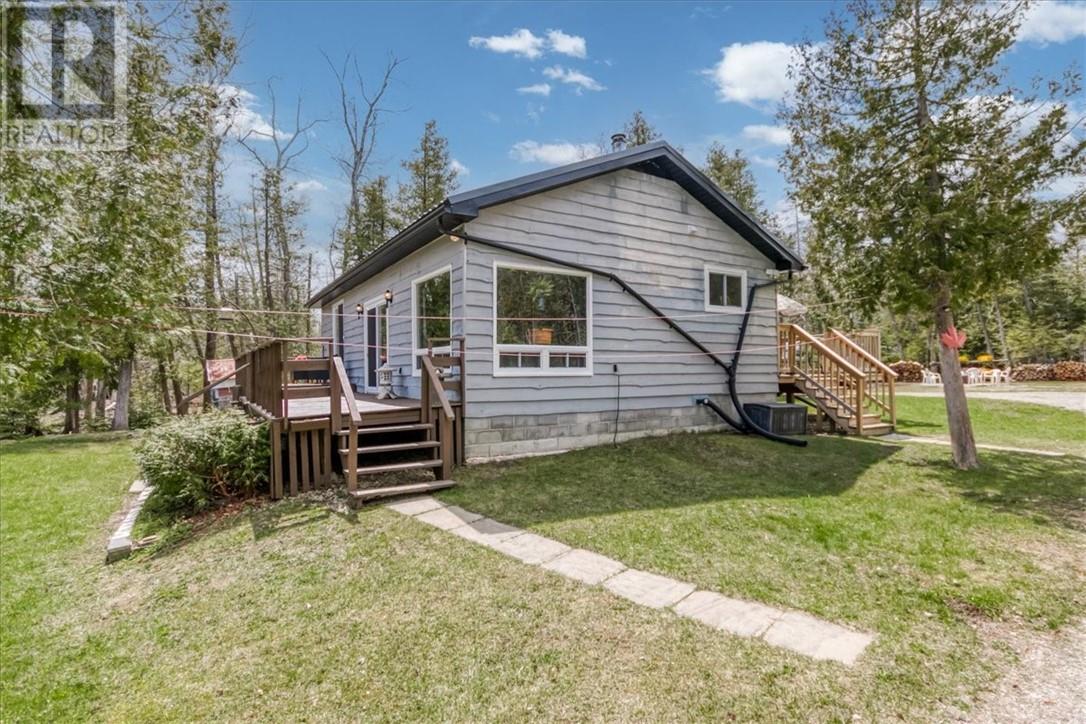 1137 Bay Estates Road S - 24