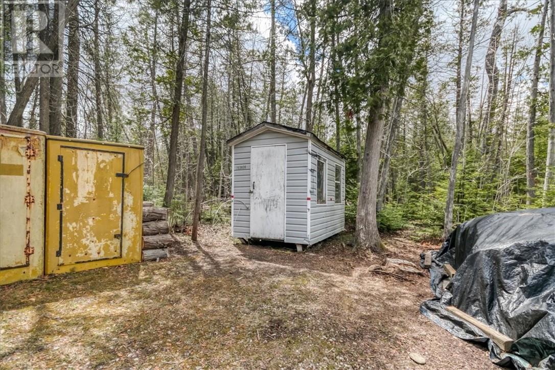 1137 Bay Estates Road S - 38