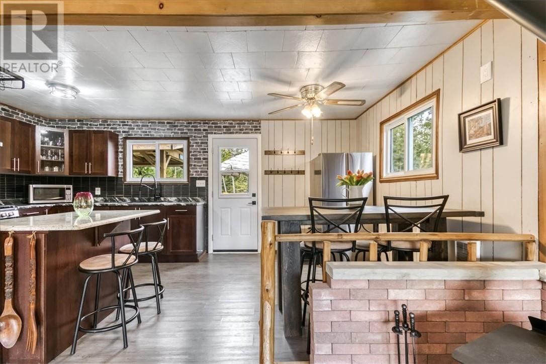 1137 Bay Estates Road S - 8