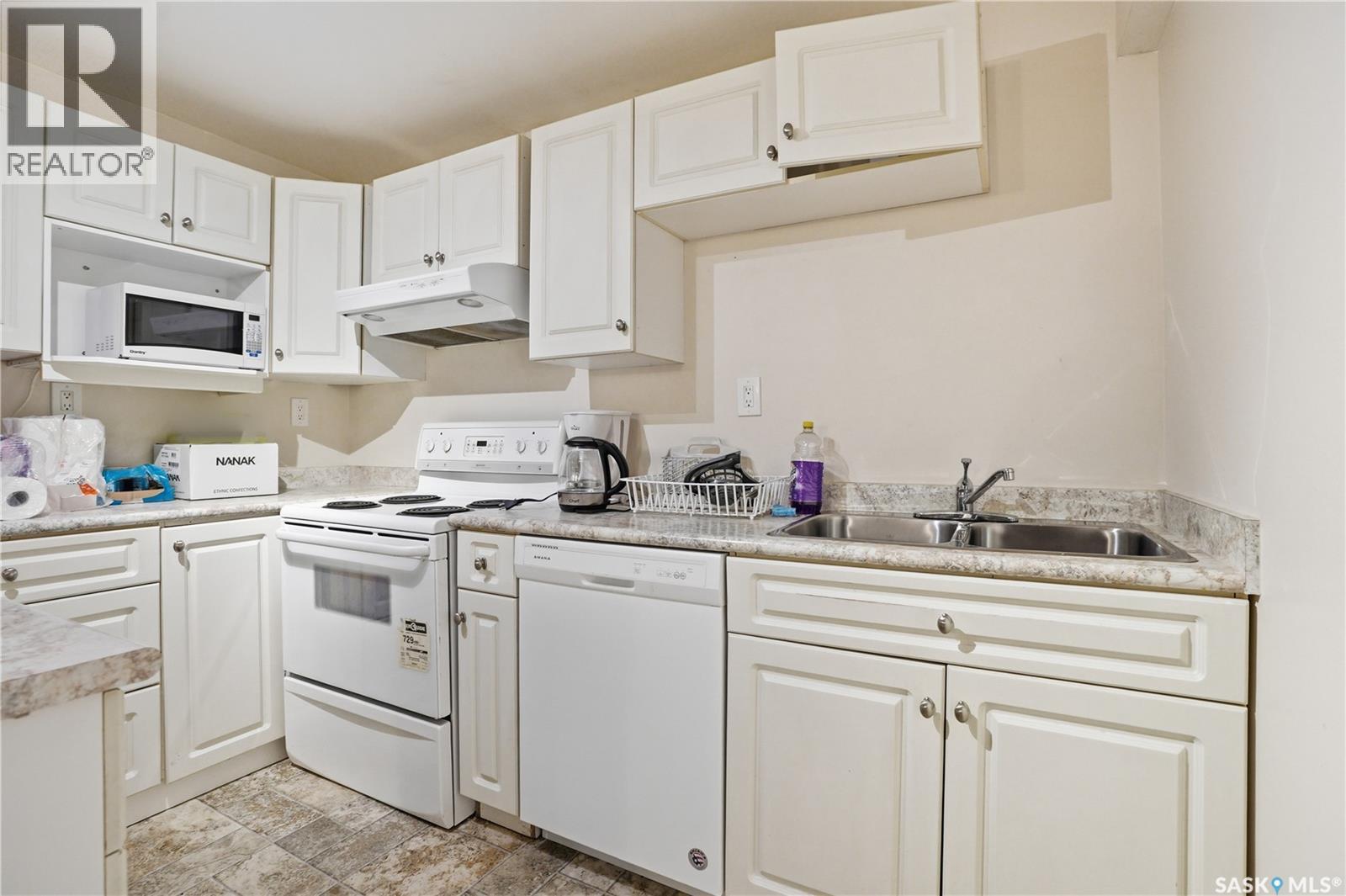 1113 Wilson CRESCENT - 30