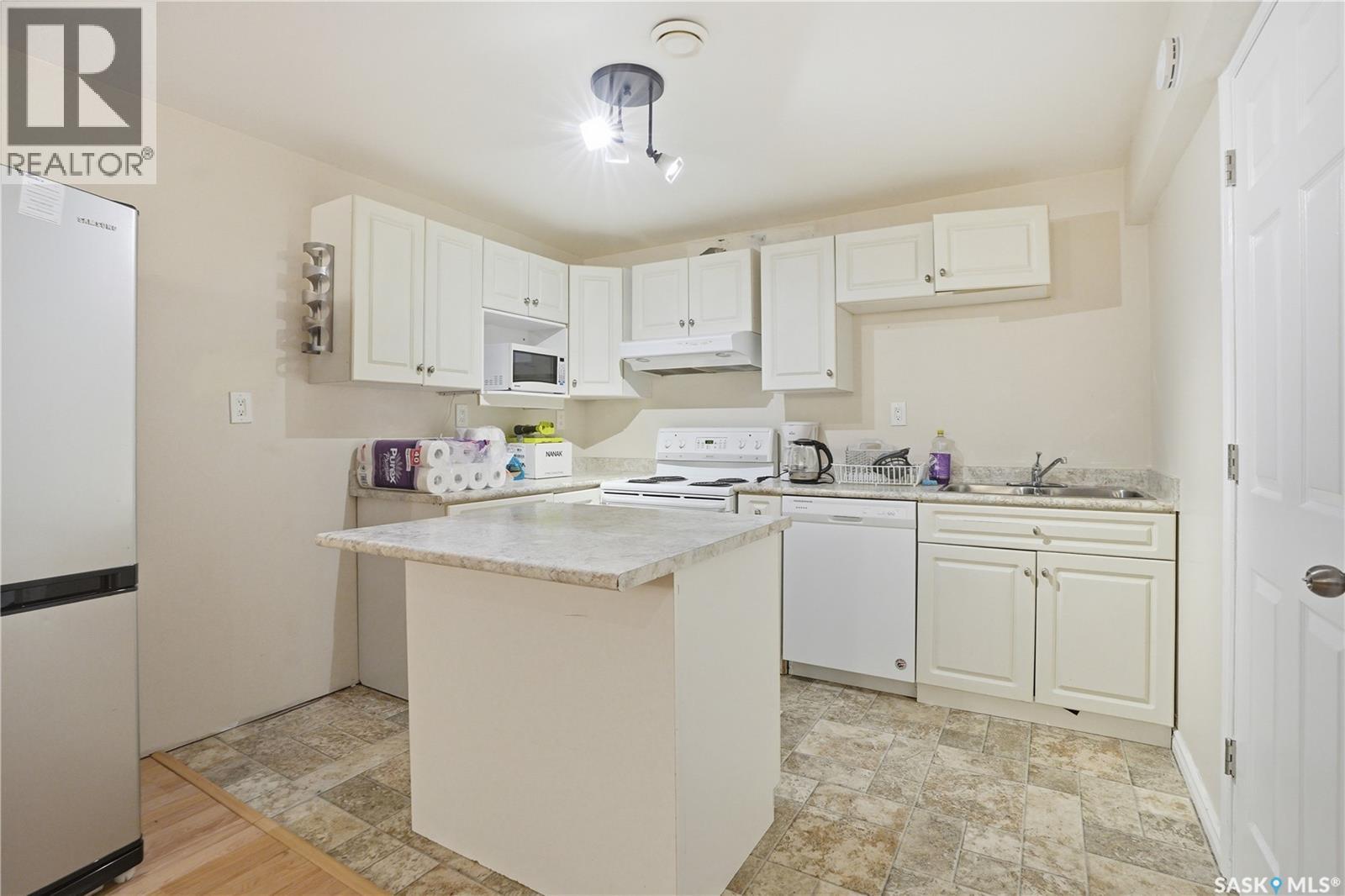 1113 Wilson CRESCENT - 29