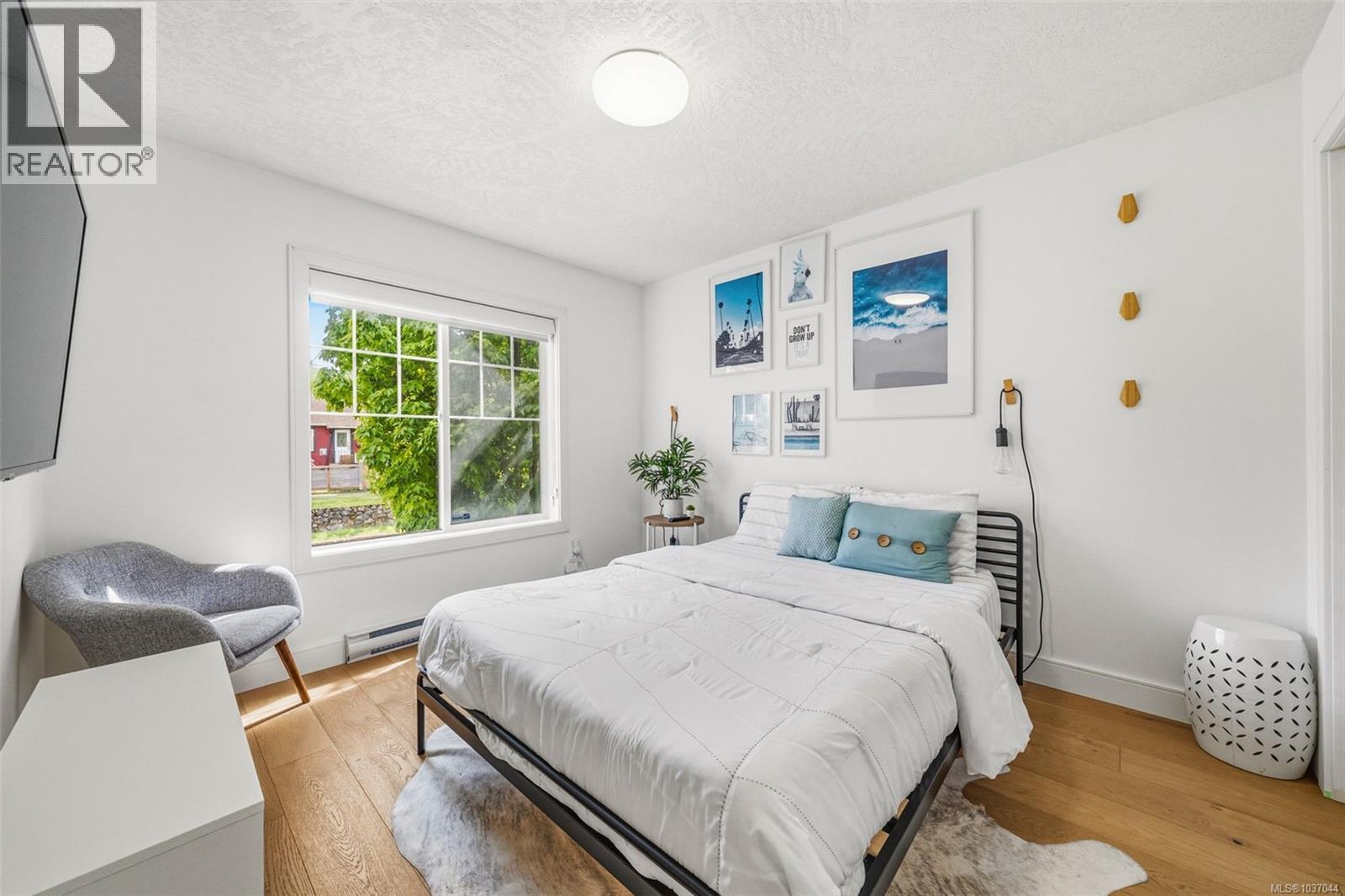 6 1182 Colville Rd, Esquimalt
