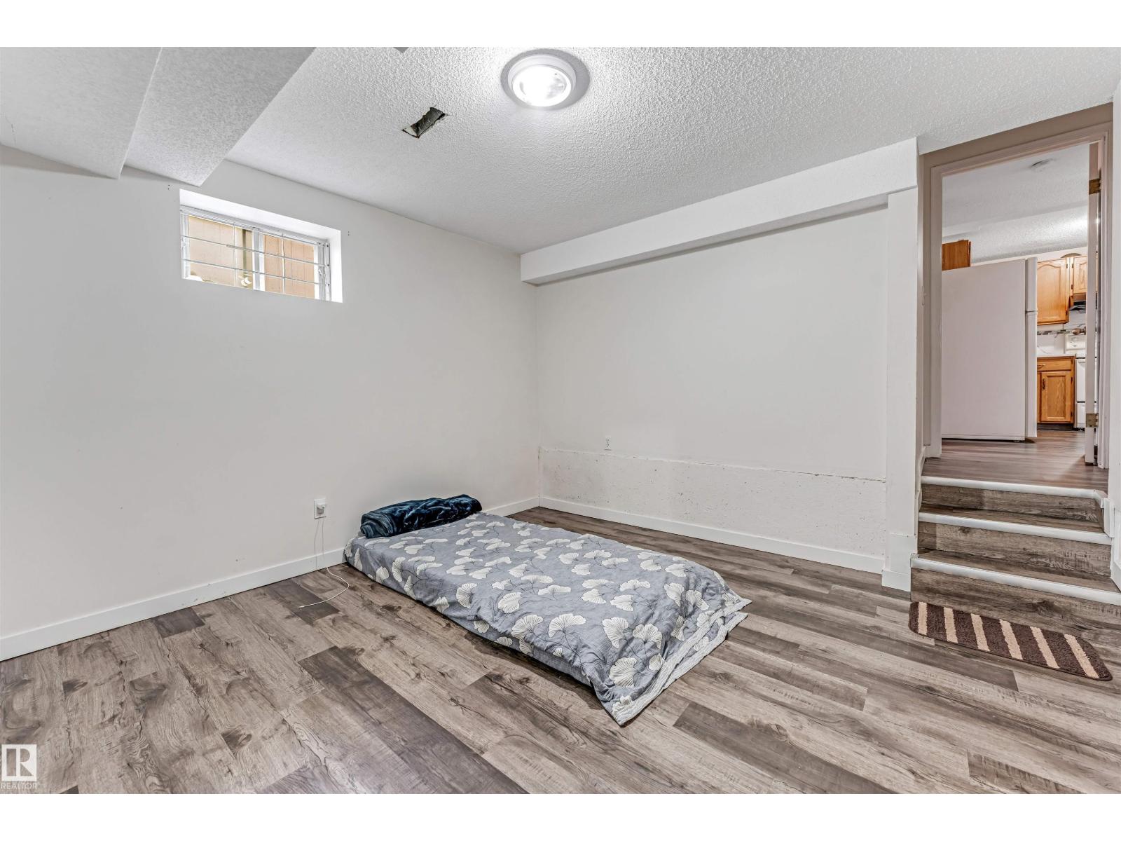 1529 49A ST NW NW - 28