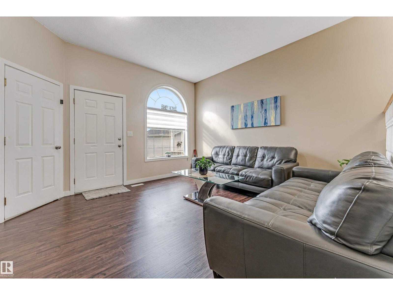 1529 49A ST NW NW - 4