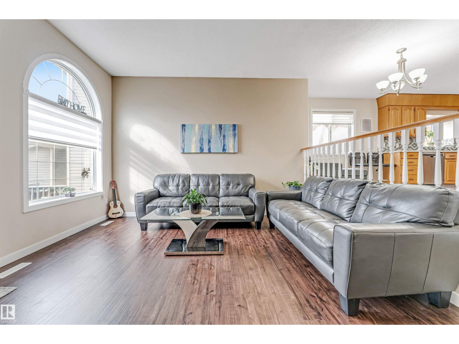 1529 49A ST NW NW - 5
