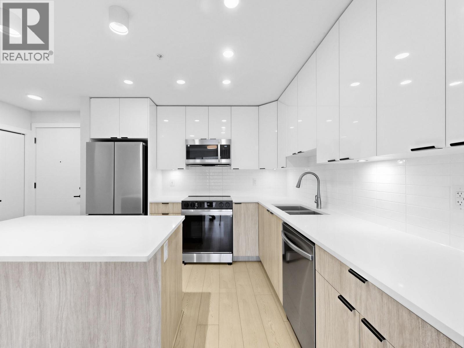 513 11655 FRASER STREET, Maple Ridge