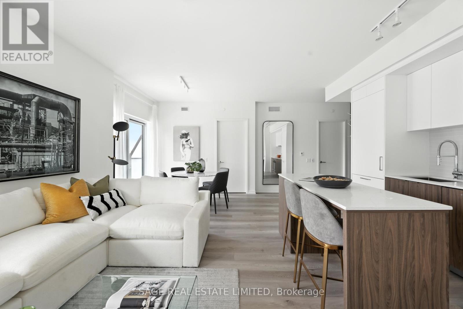 #301 863 ST CLAIR AVENUE W - 8