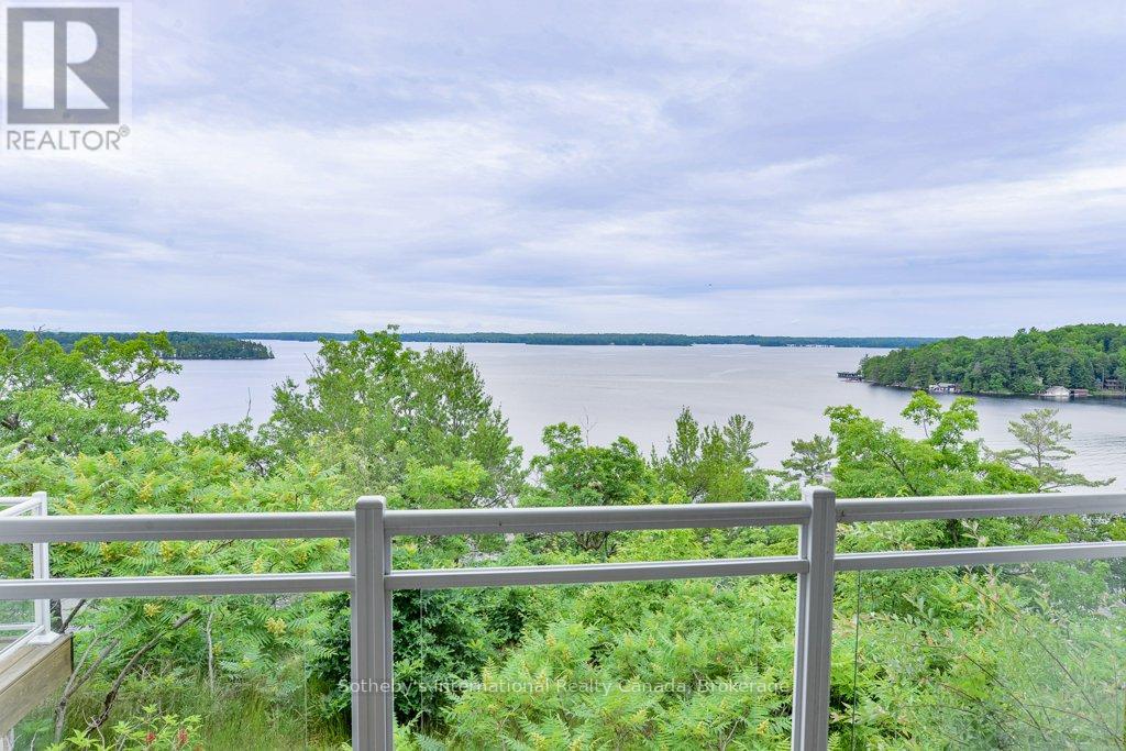 #T202 (A2) 1869 MUSKOKA ROAD 118 W - 1