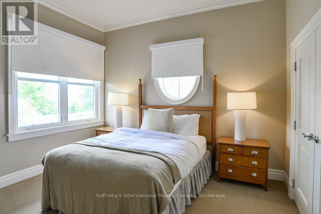 #T202 (B2) 1869 MUSKOKA ROAD 118 W - 11
