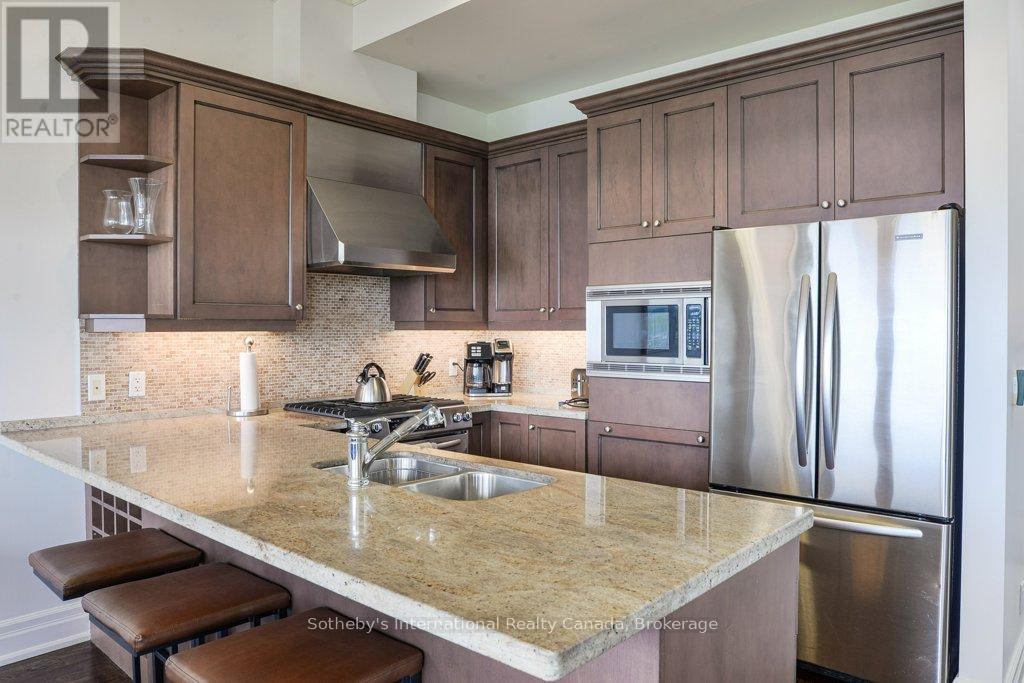 #T202 (B2) 1869 MUSKOKA ROAD 118 W - 6
