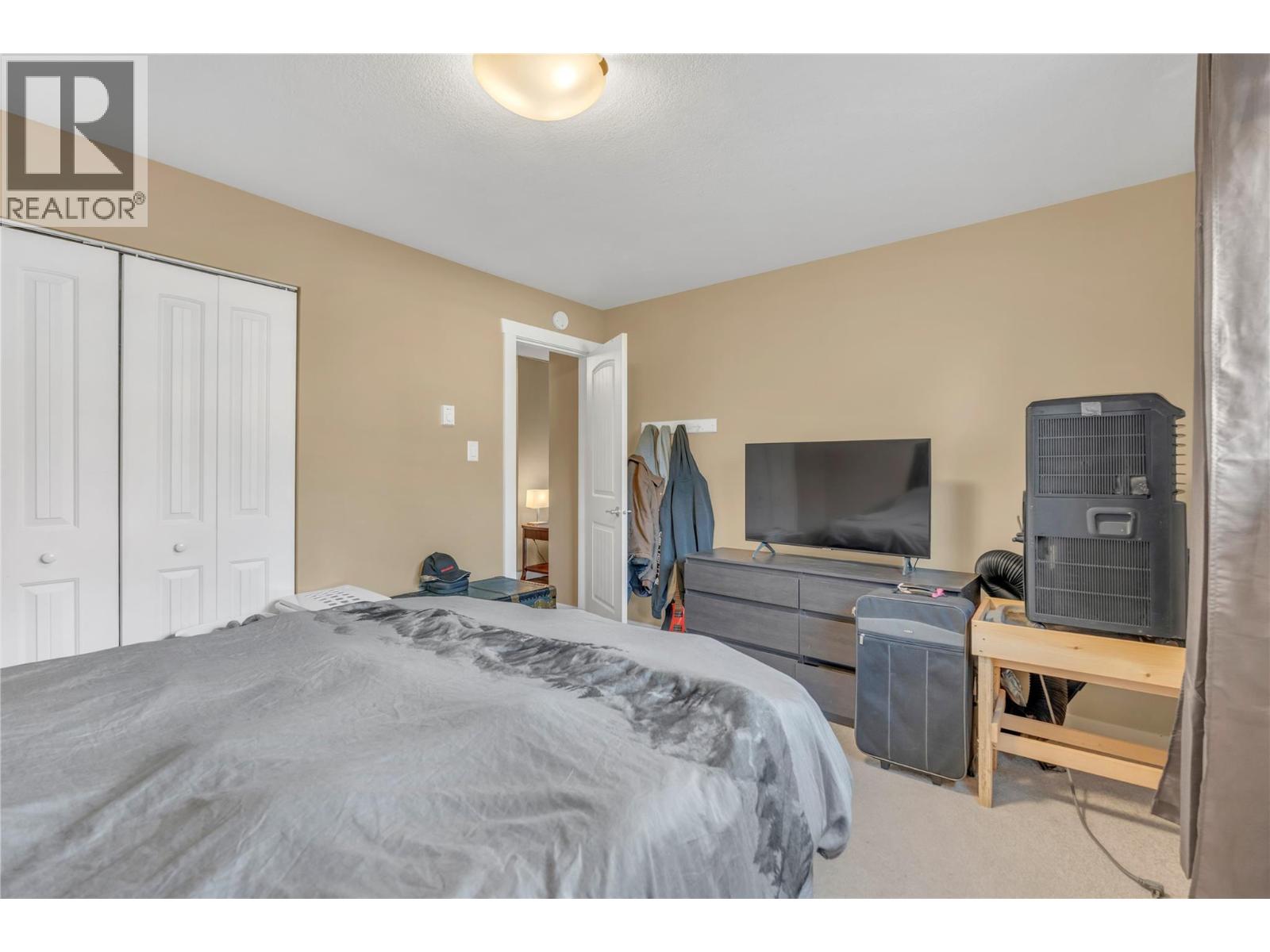 #103 66 Angela Avenue - 21