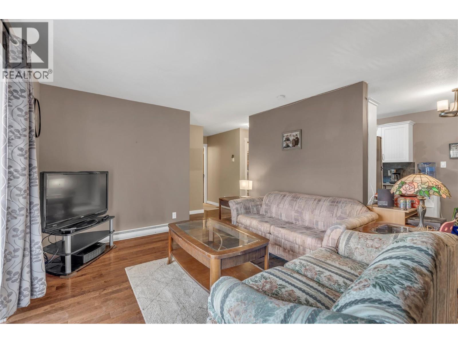 #103 66 Angela Avenue - 17