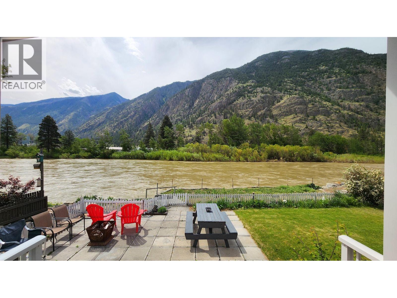 3455 Highway 3 Unit# 11, Keremeos